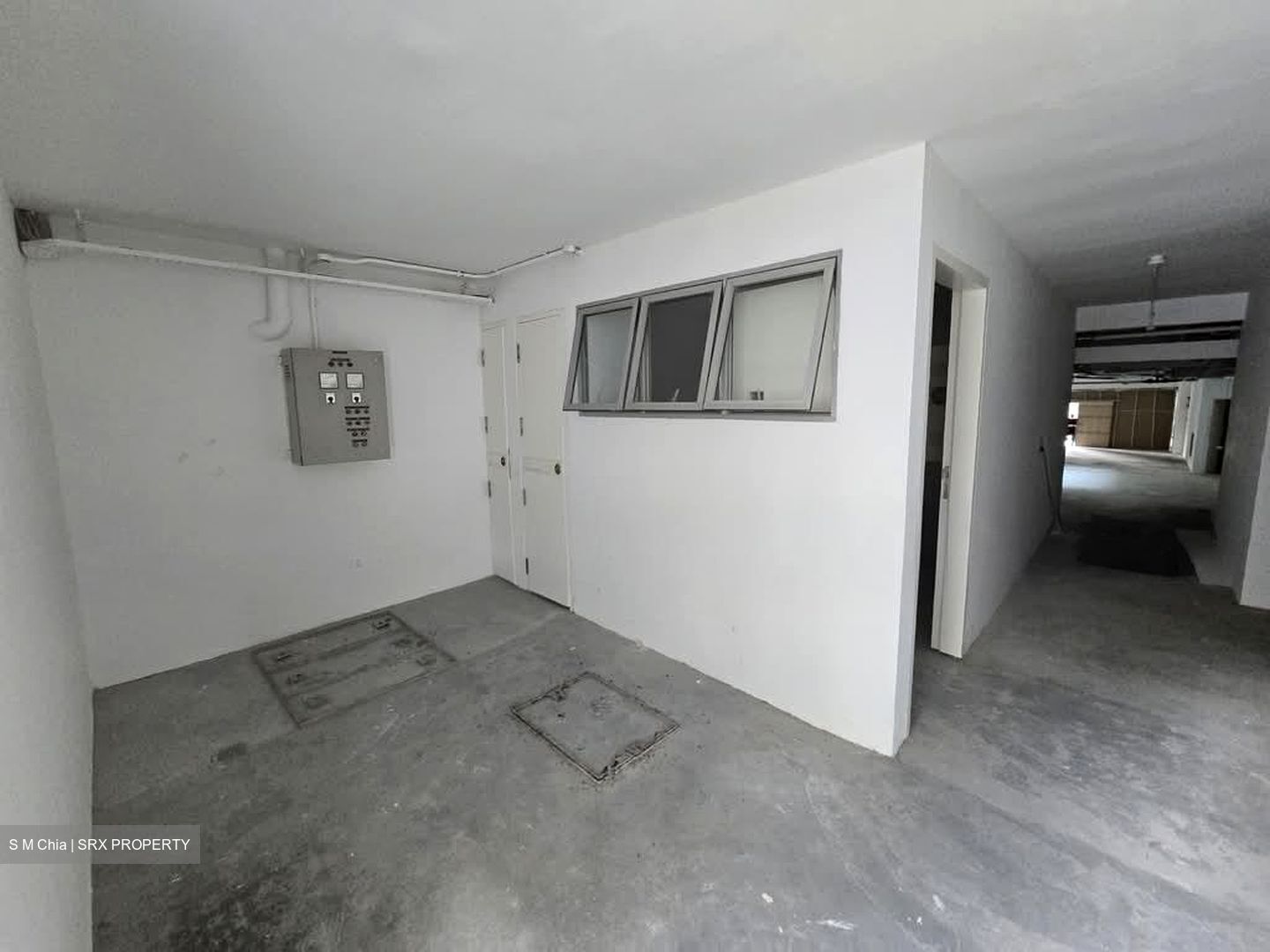 Mohamed Sultan Road (D9), Retail #567965951